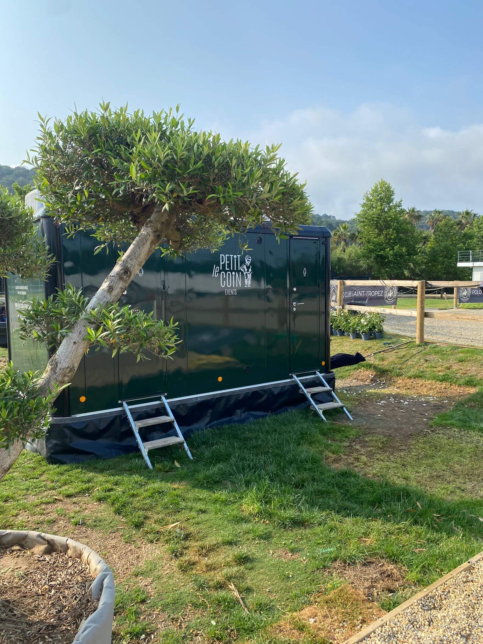 Différences entre les toilettes sèches et les WC chimiques